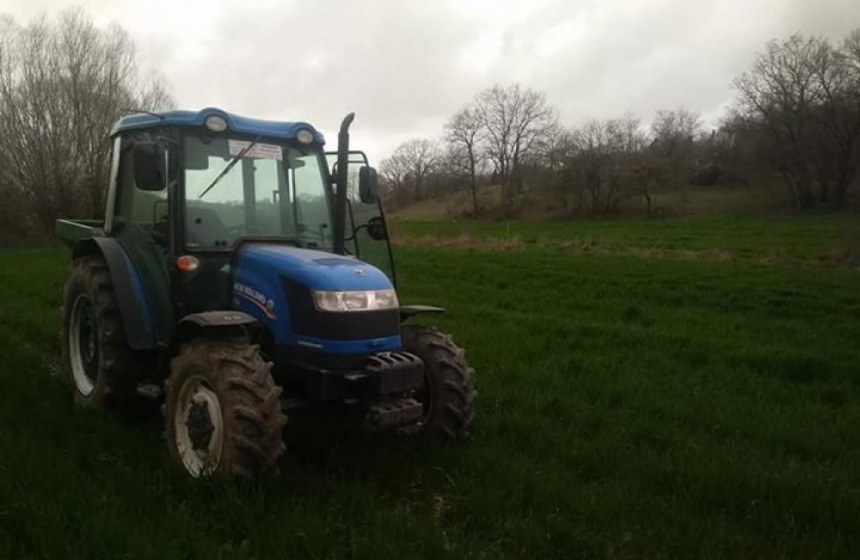 satilik-2011-model-tt-65-new-holland-traktor-big-0