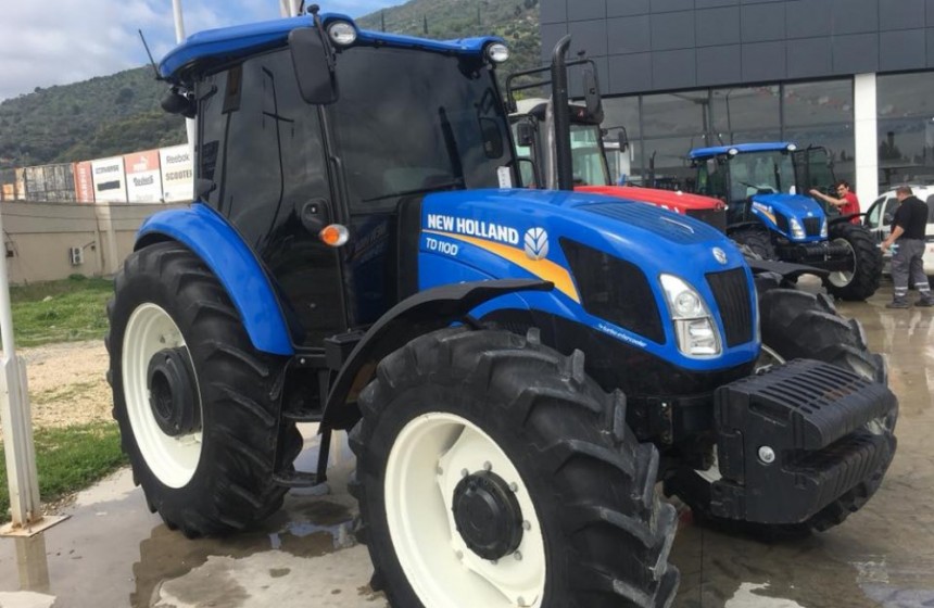 new-holland-td-110-bluemaster-traktor-2013-model-big-0