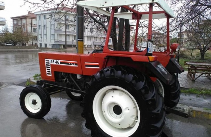 satilik-1986-model-55-46-traktor-big-2